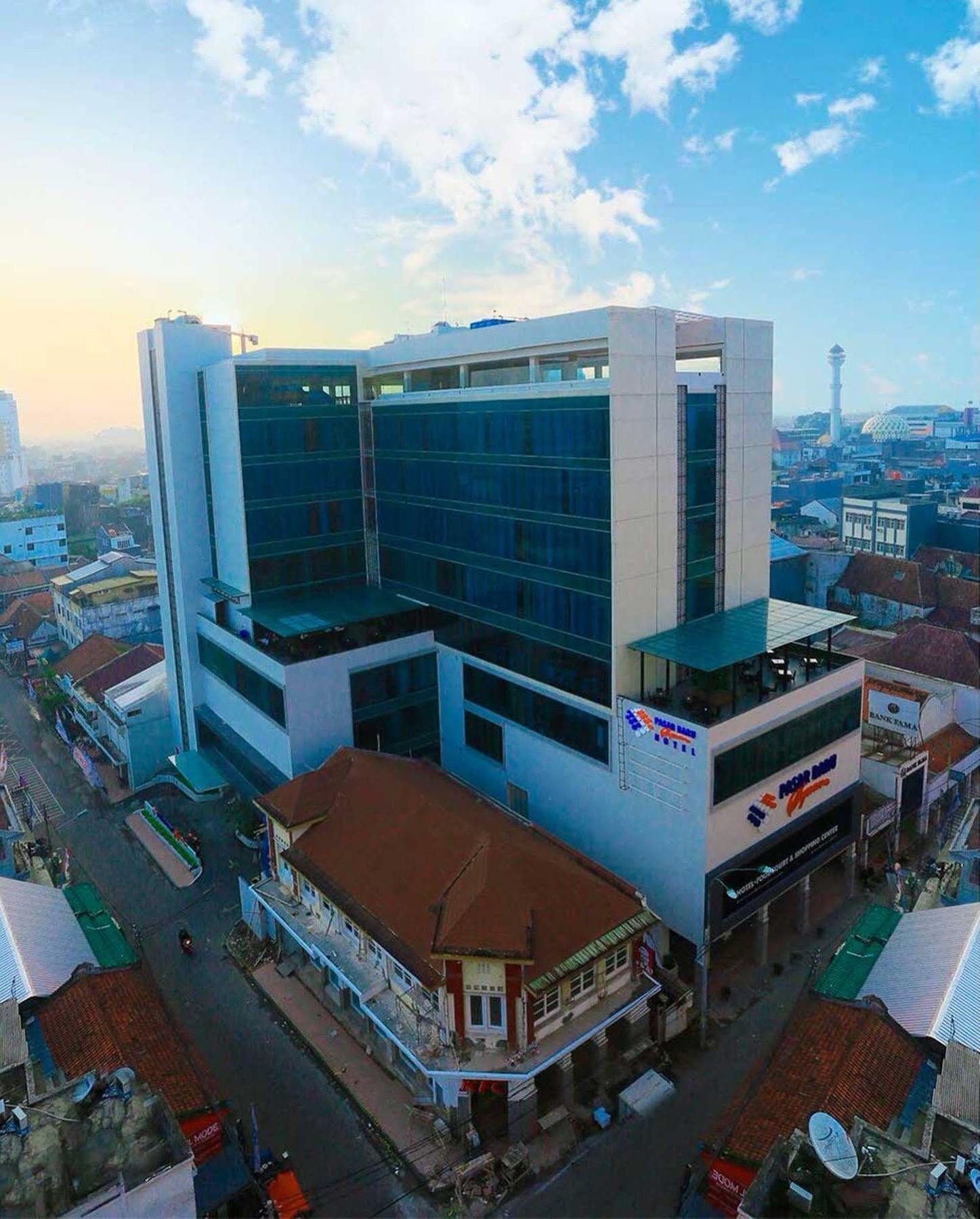 Pasar Baru Square Hotel Бандунг Екстер'єр фото